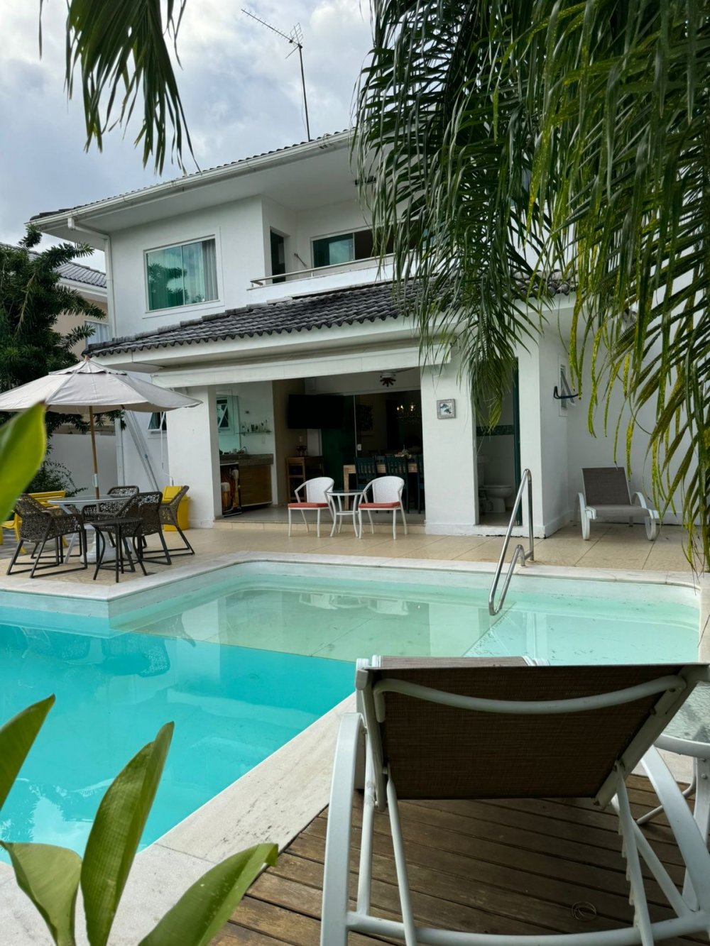 Casa Alto Padrão - Venda - Alphaville (abrantes) - Camaçari - BA