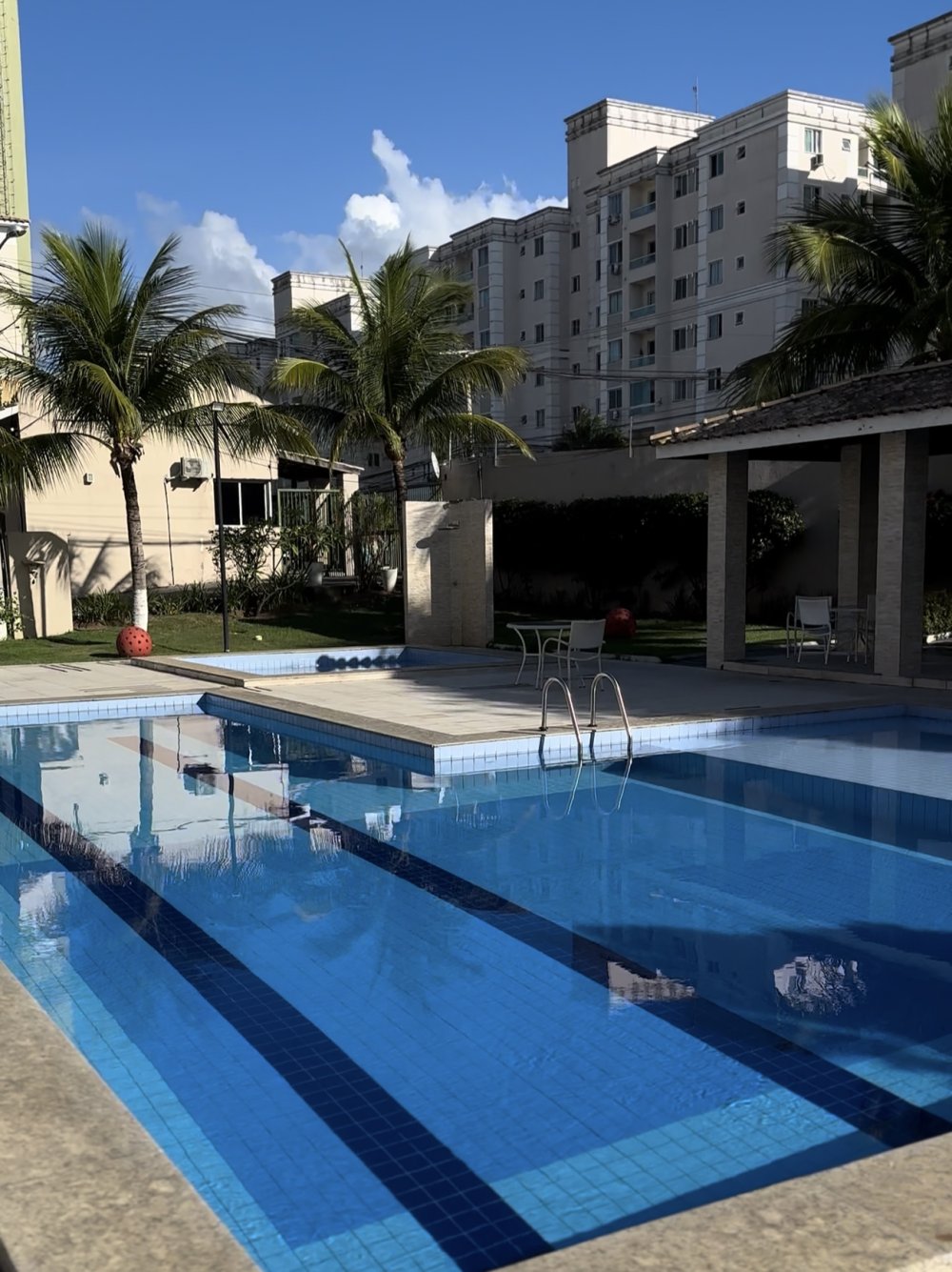 Apartamento - Venda - Buraquinho - Lauro de Freitas - BA