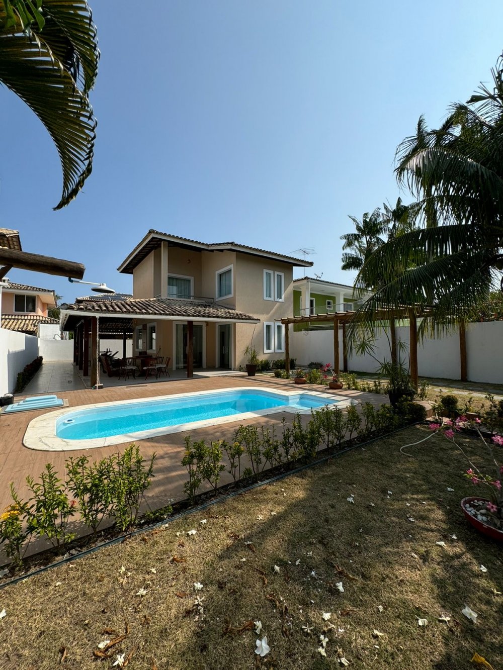 Casa Duplex - Aluguel - Estrada do Coco - Lauro de Freitas - BA